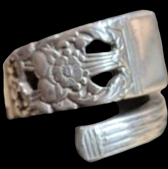 Mens Size 13 Hand Forged Vintage Boho Spoon Ring - Picture 1 of 3